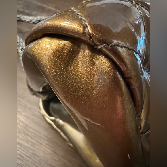 HP GUC Chanel Metallic Patent Leather Bowler w/ Hologram & card. Color transfer. - Picture 6 of 16